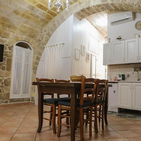 Terra E Marte Casa Vacanza Bari Exterior foto