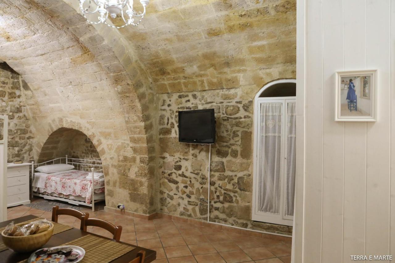 Terra E Marte Casa Vacanza Bari Exterior foto